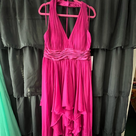 Magenta, full length formal gown - Picture 2 of 5